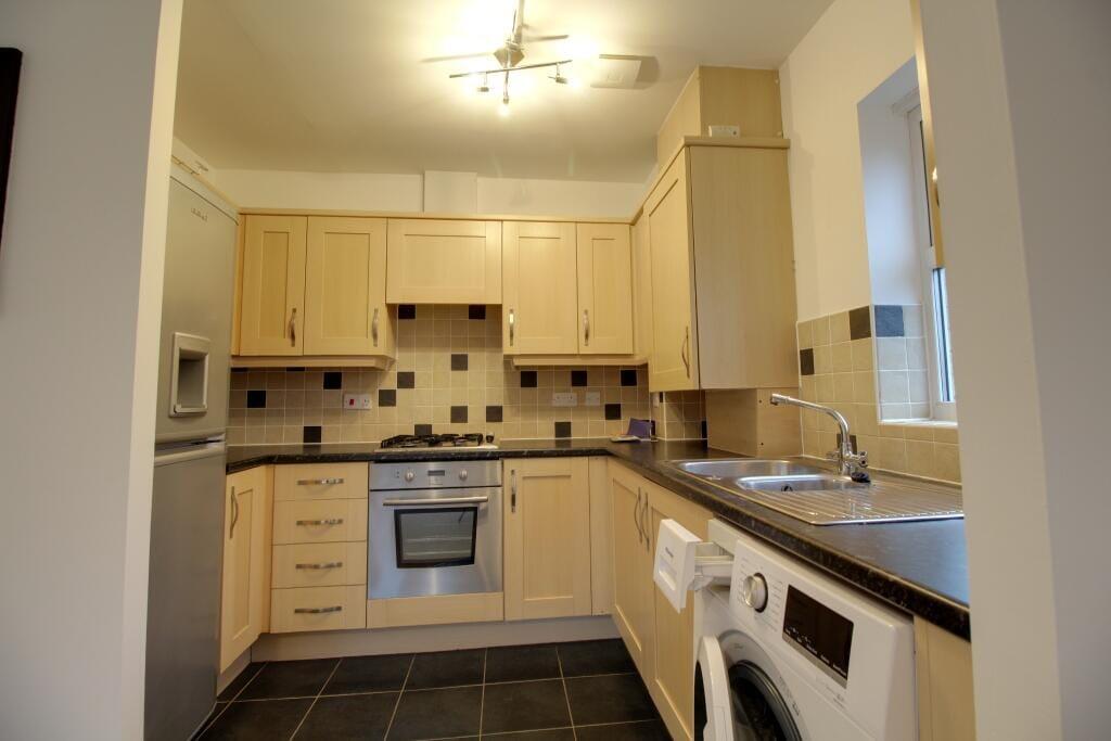 Apartment in Fareham, Hill Park - View 5