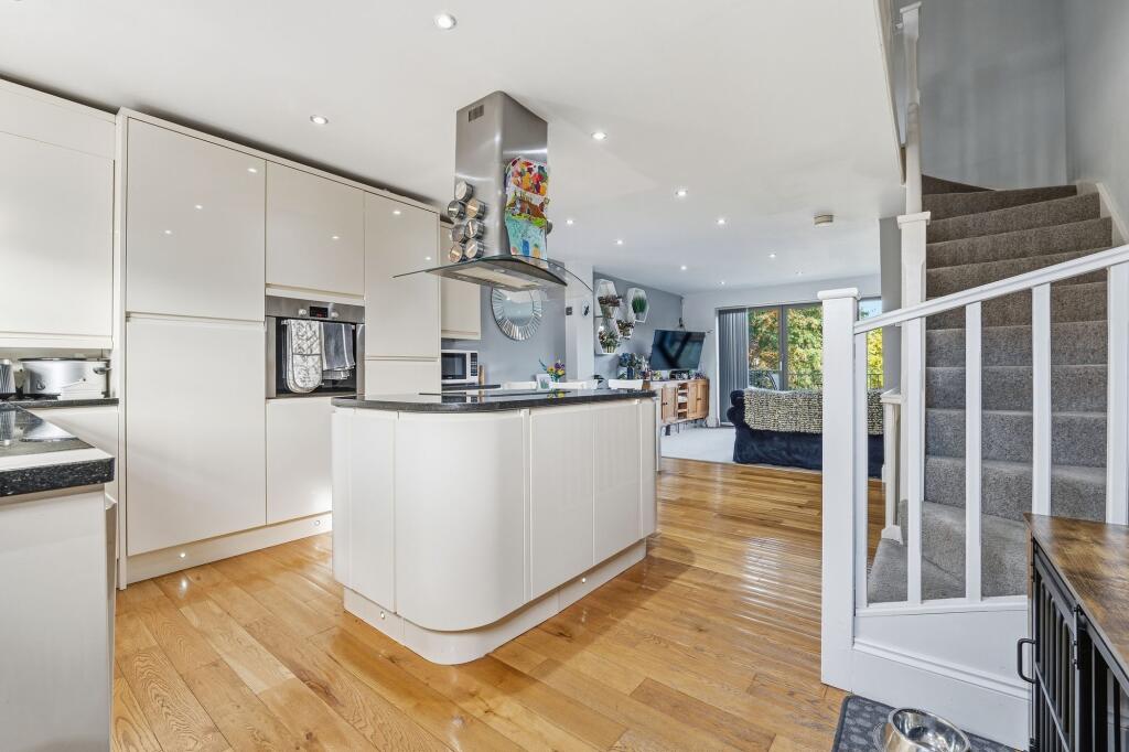 Quayside Close, Nottingham, NG2 photo 3