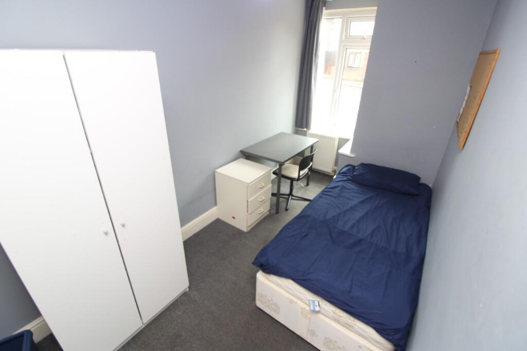 Main image of property: Northumberland Avenue, Reading, RG2