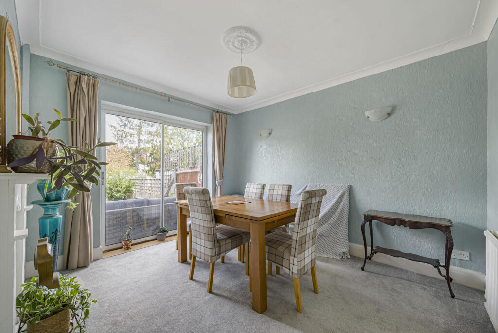 House in Bromley - View 4