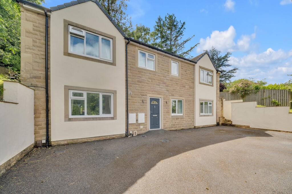 Main image of property: 56a Ben Rhydding Road, Ilkley, LS29 8RN