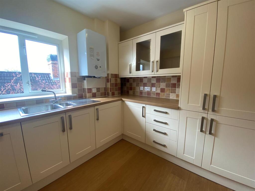 Wharf Road, Gnosall, Stafford photo 3