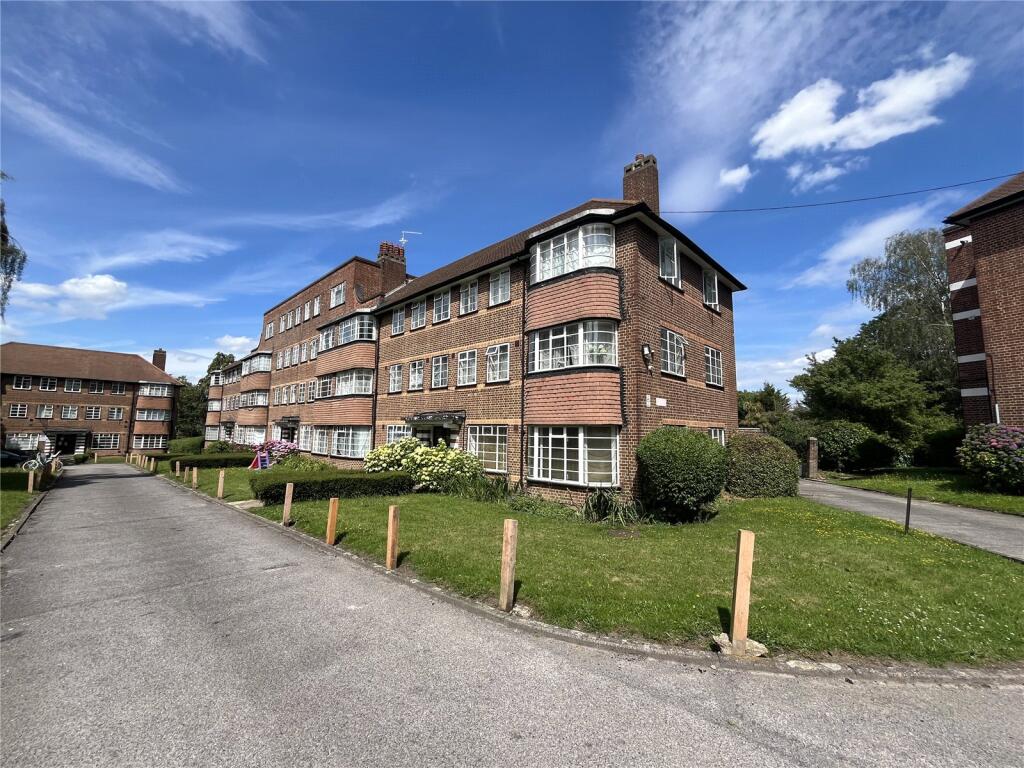 Main image of property: Hanger Lane, London, W5