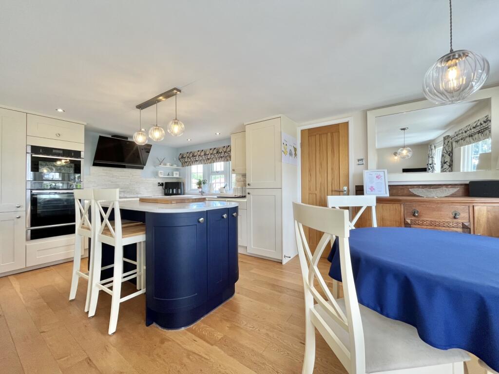 House in Wolverhampton - View 4