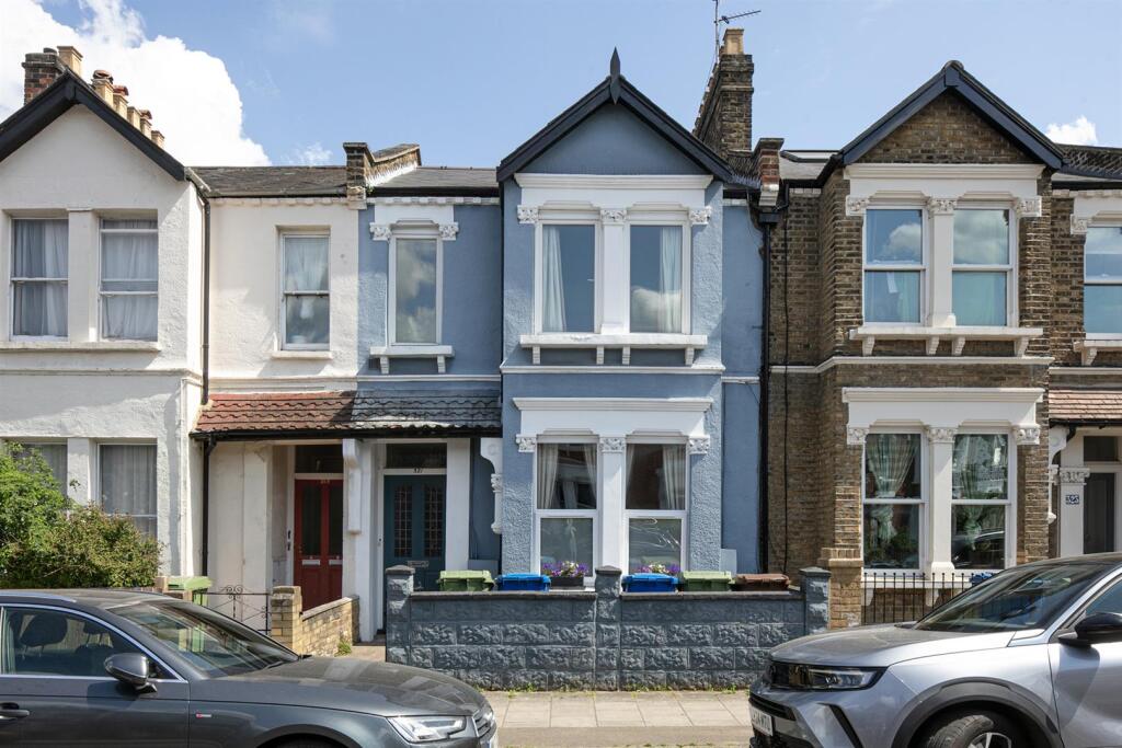 Main image of property: Ivydale Road, Nunhead, SE15