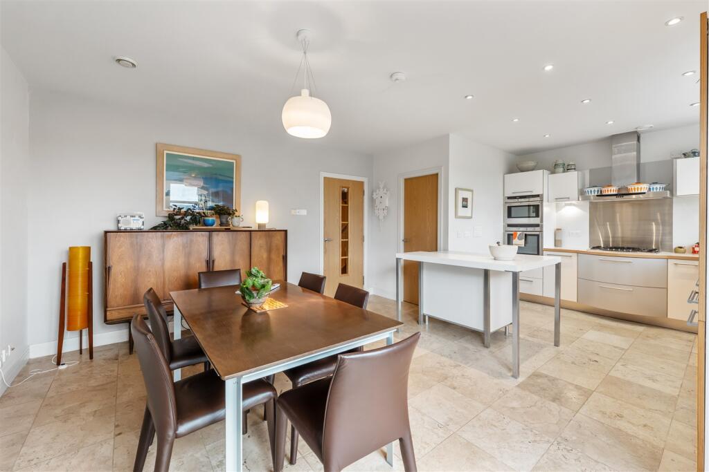 House in Glasgow - View 5