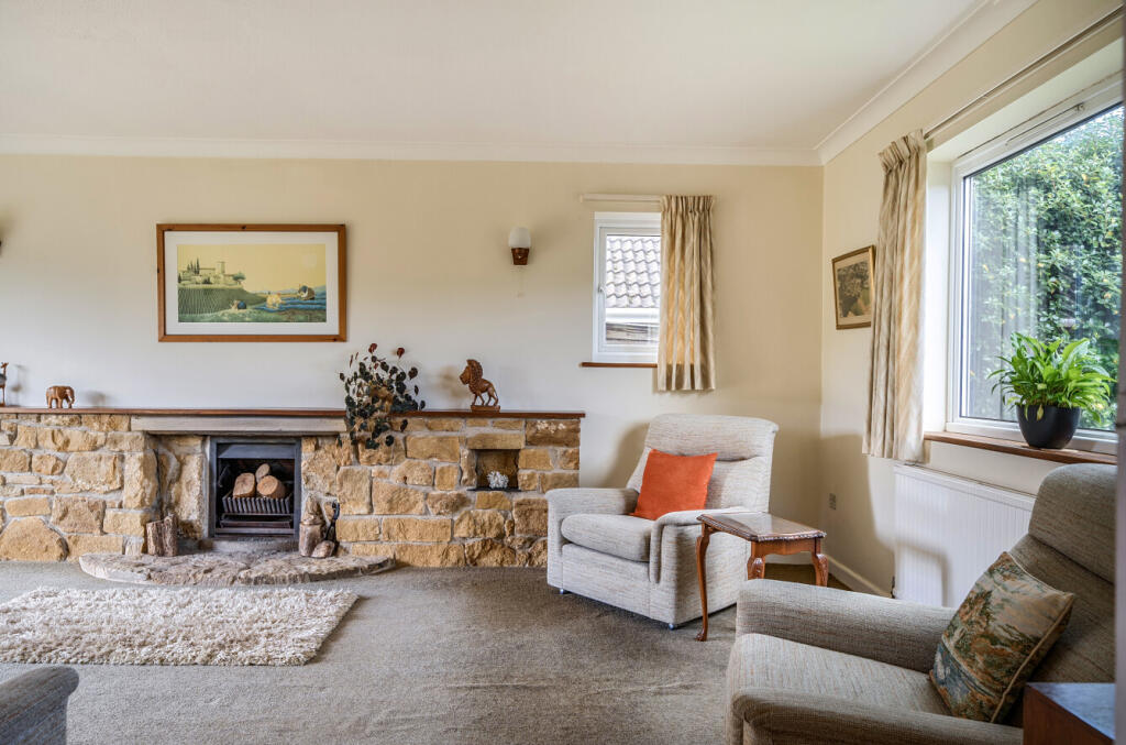 Monmouth Court, Chard, Somerset, TA20 photo 4