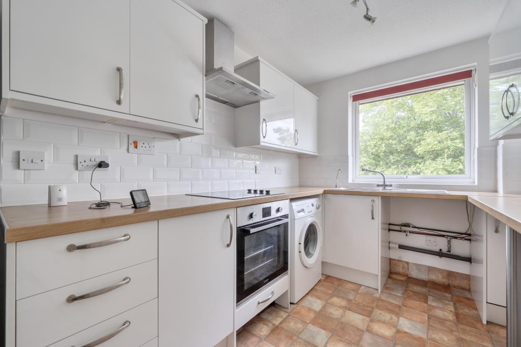 Apartment in Berkshire - View 6