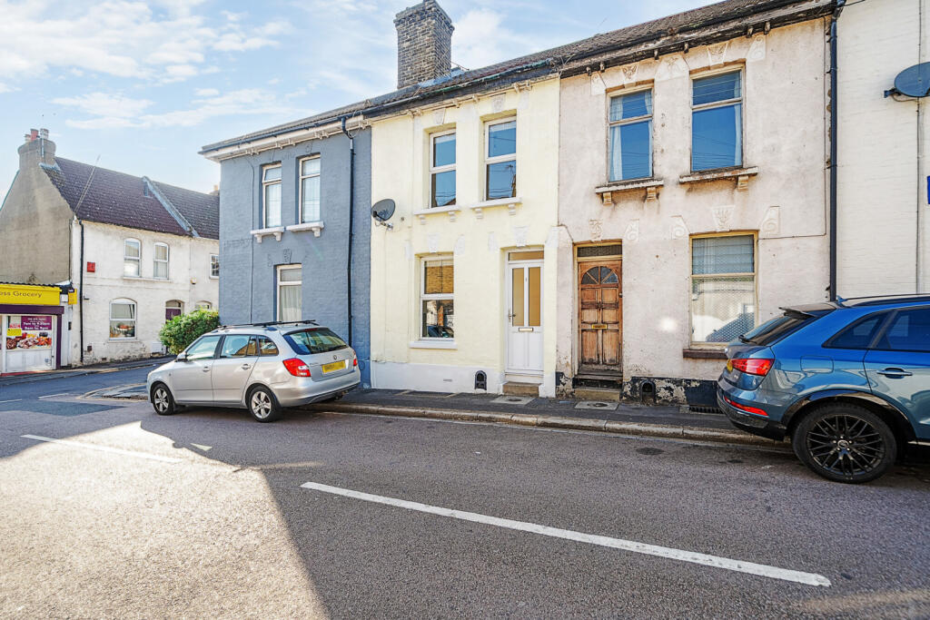 Main image of property: Cross Street, Rochester, Kent