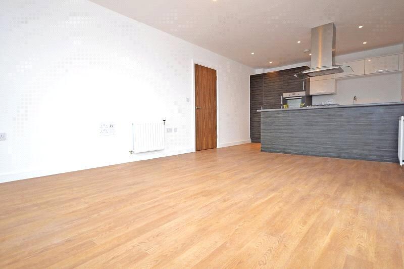 Apartment in Chelmsford - View 5