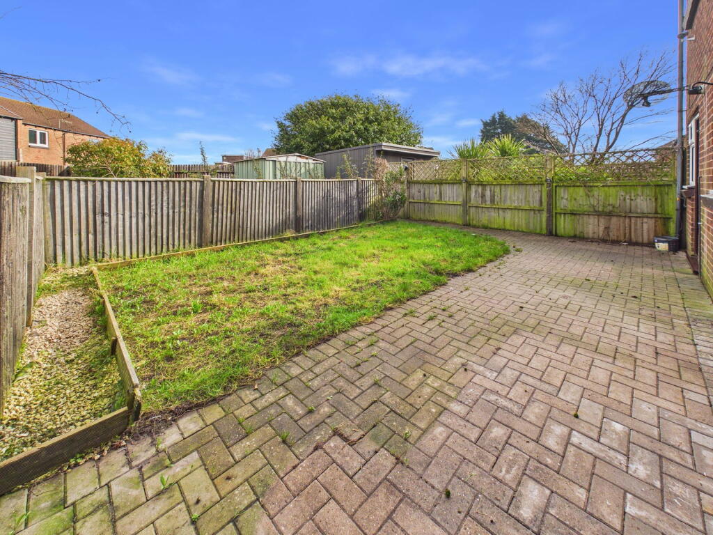 Parklands, Shoreham by Sea photo 3