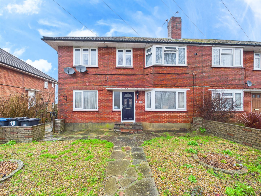 Main image of property: Redstart Close, New Addington, Croydon