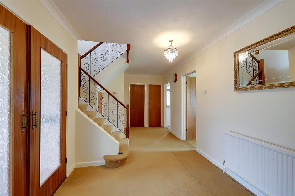 House in Worthing, West Sussex - View 4