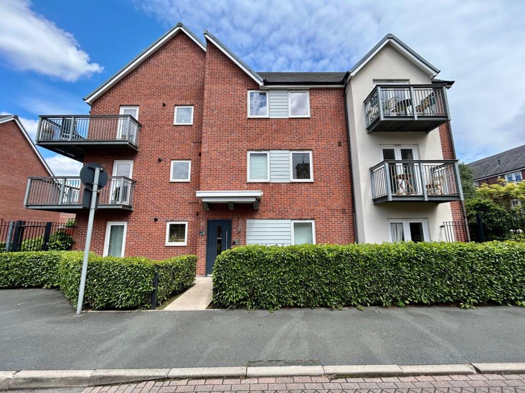Main image of property: 33 Highmarsh Crescent, West Didsbury, M20