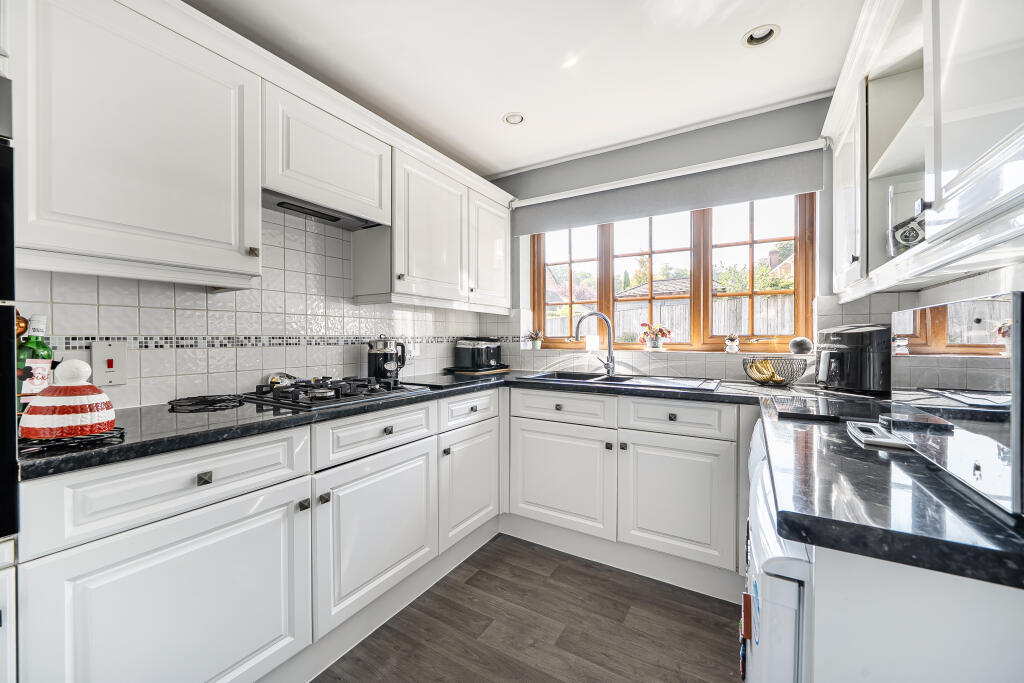 House in Winchester, Lower Stanmore - View 4