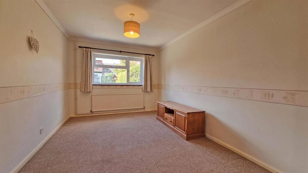 House in Bromsgrove, Wythall - View 5