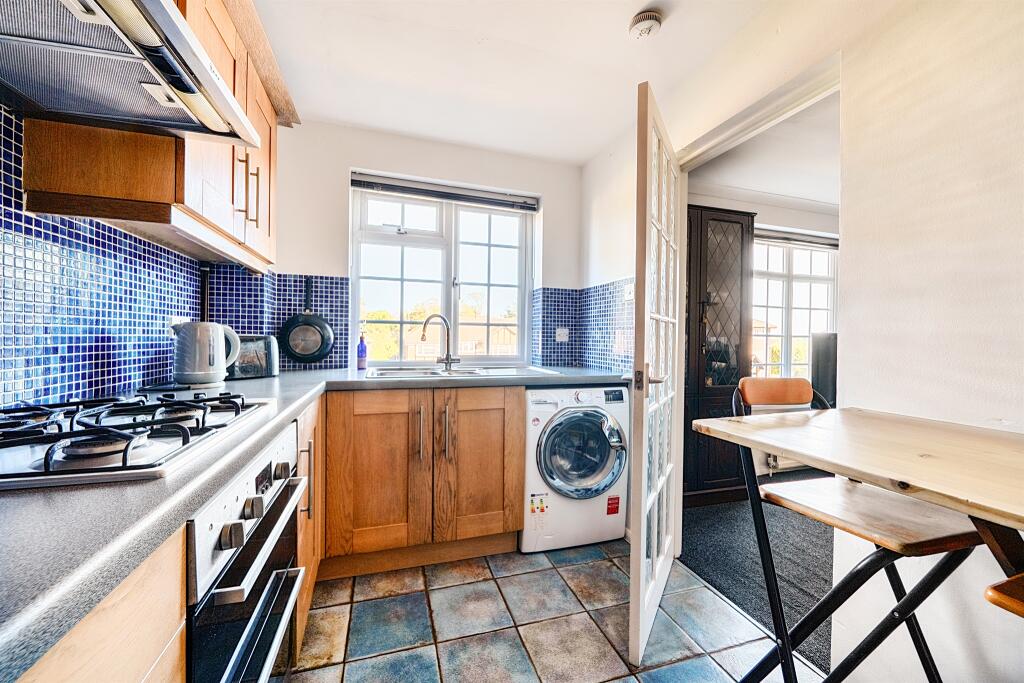 Apartment in London - View 5