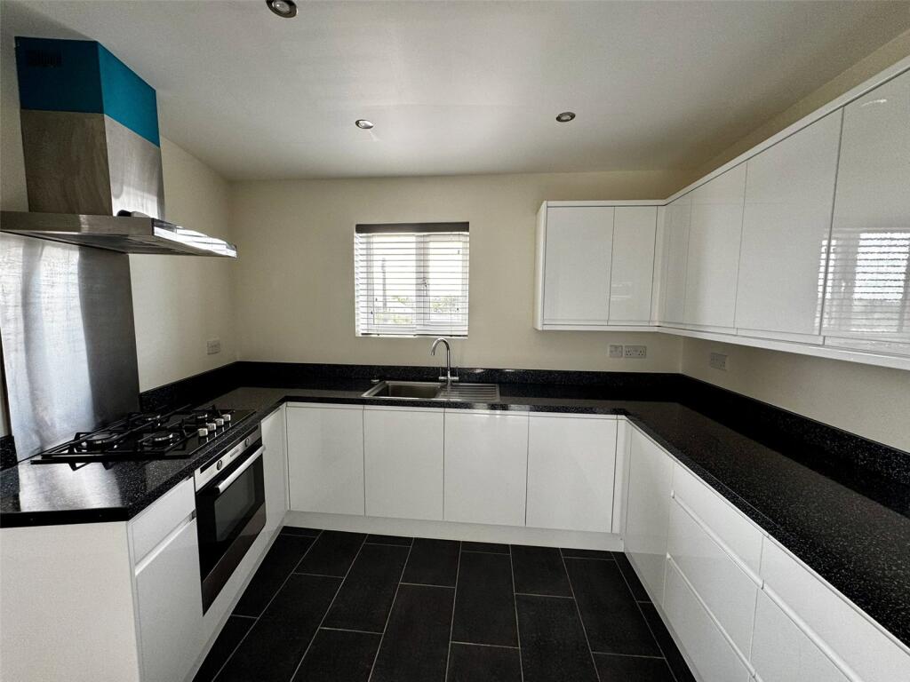 12/13 Hill Street, Kidderminster, Worcestershire photo 3