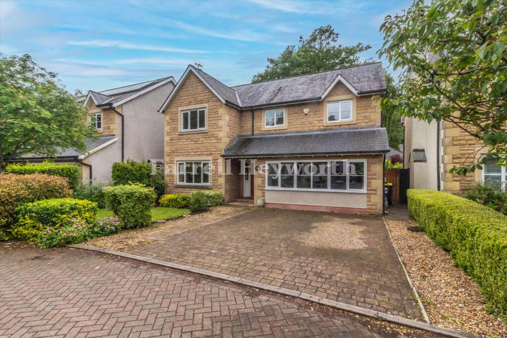 5-bed house on Spruce Avenue, Lancaster, £575,000