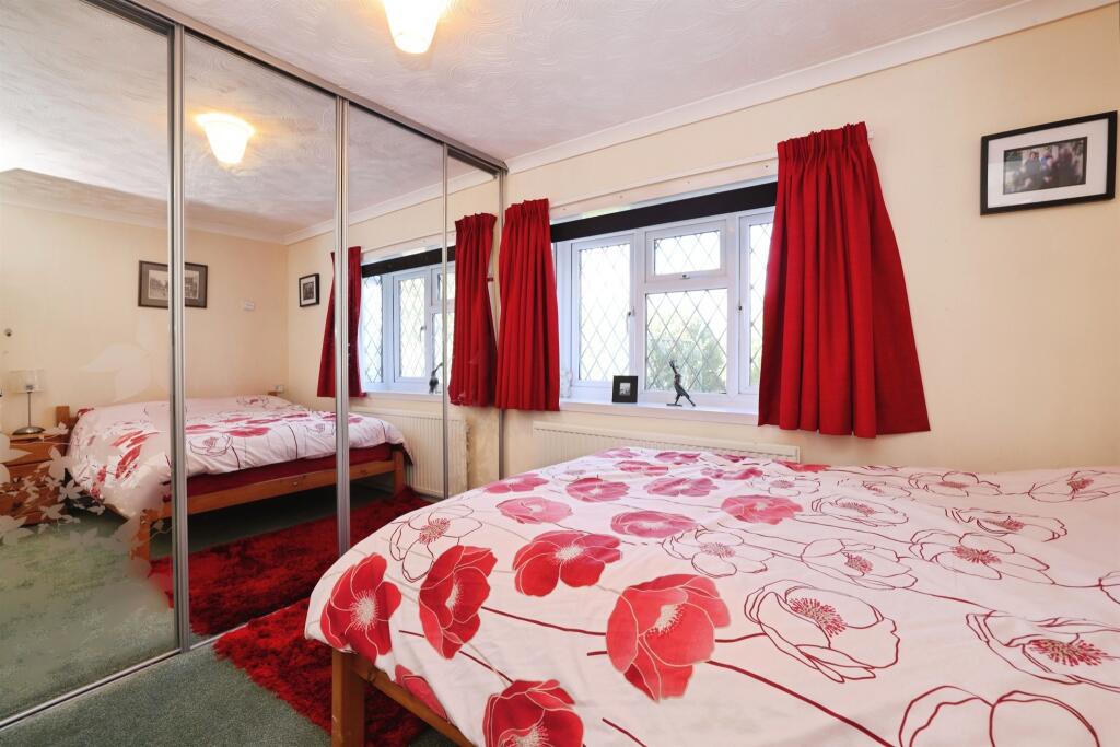 House in Salisbury, Amesbury - View 4