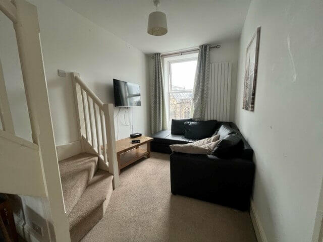 Apartment in Plymouth - View 2
