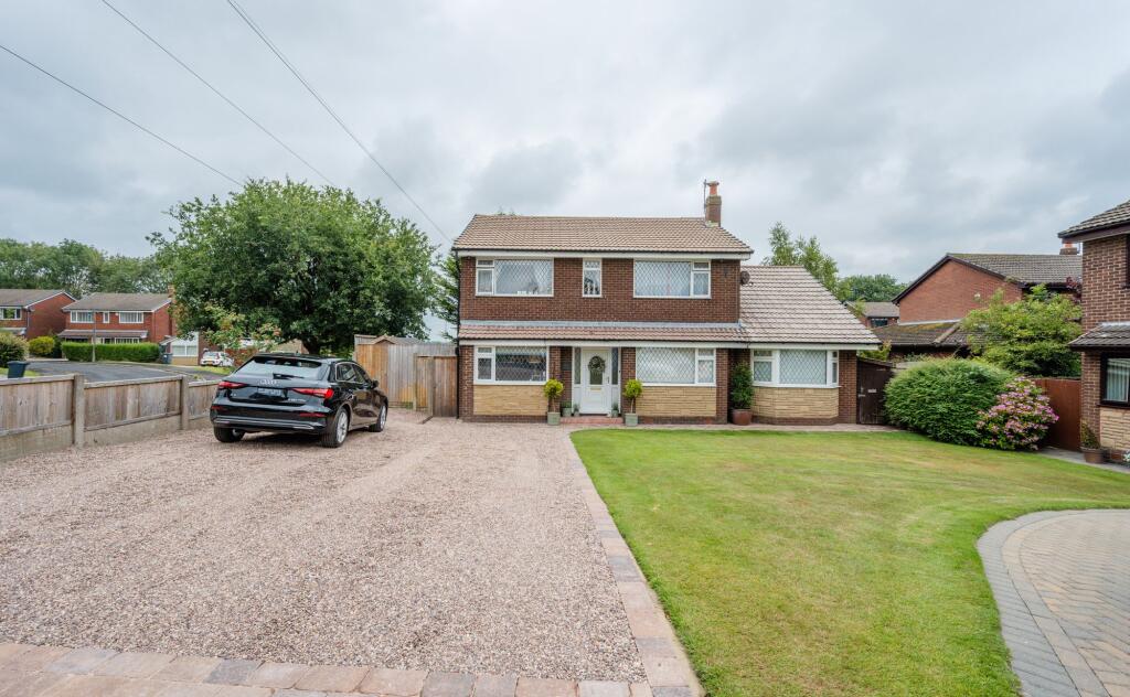 5-bed detached on River View, Tarleton, PR4, £650,000
