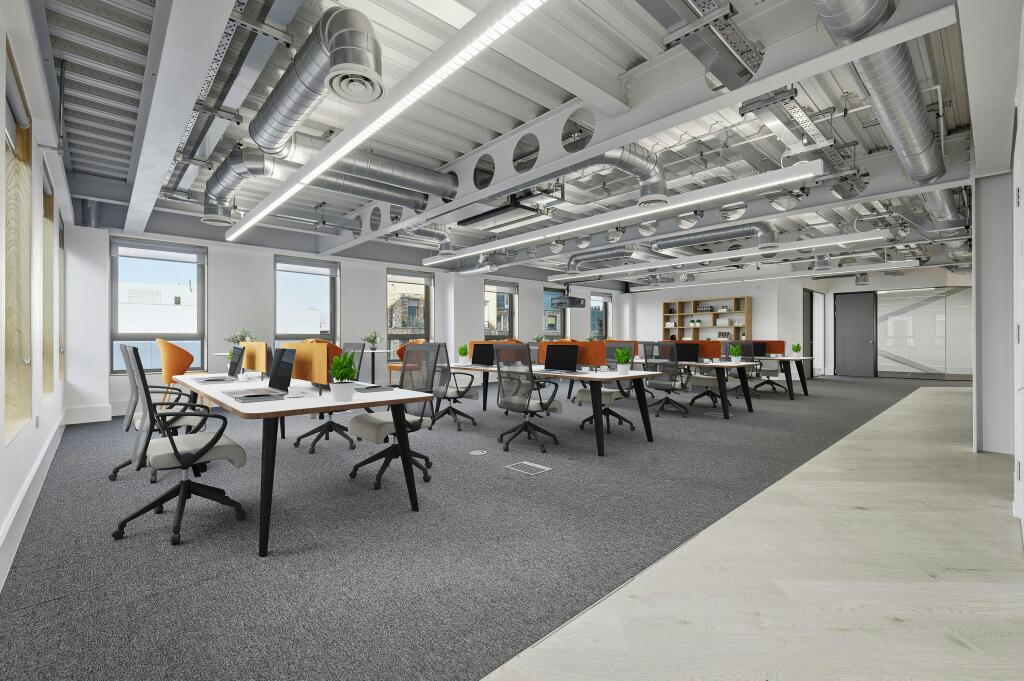 28 Commercial St Staging.jpg