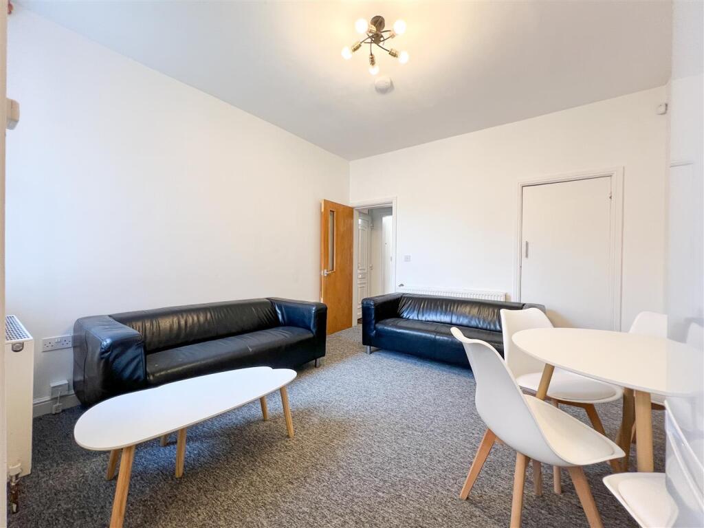 House in Sheffield, Kenwood, Sharrow - More