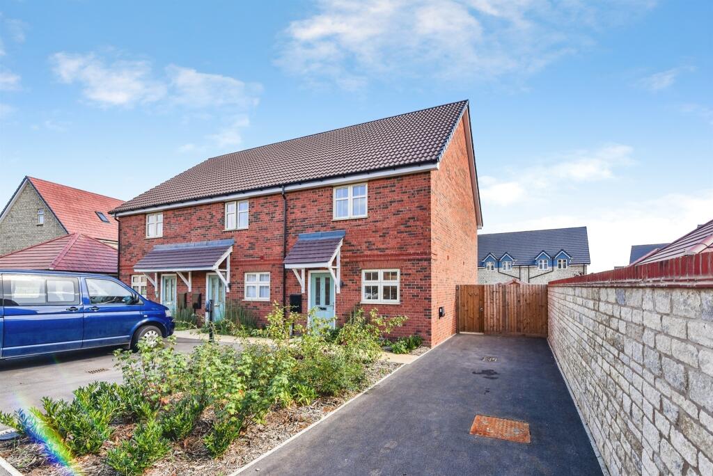 Main image of property: Cranbrook Close, Patterdown, Chippenham