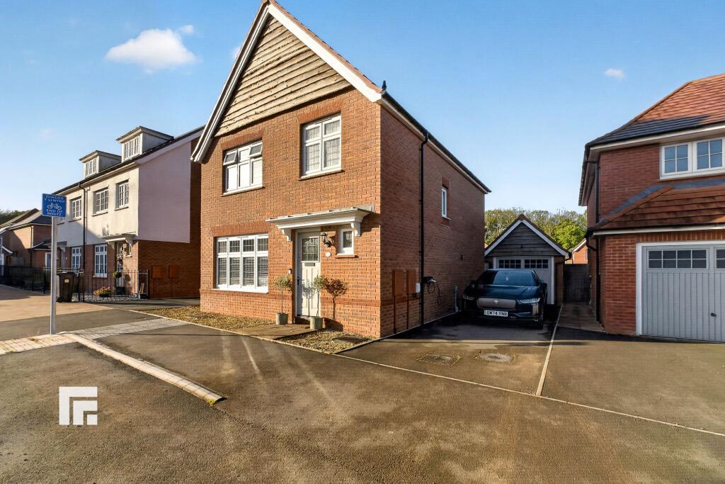 3-bed detached on Pentrebane Drive Cardiff CF5 3DR, £400,000