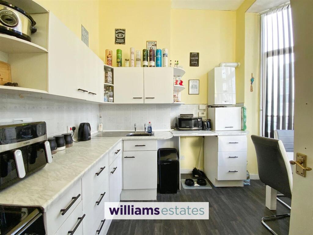Kinmel Street, Kinmel Court, LL18 photo 3