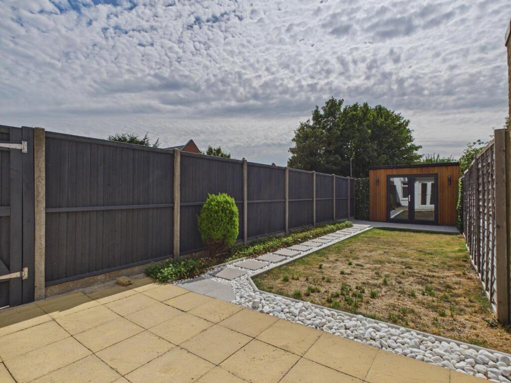 House in Ashford, Willesborough - View 4