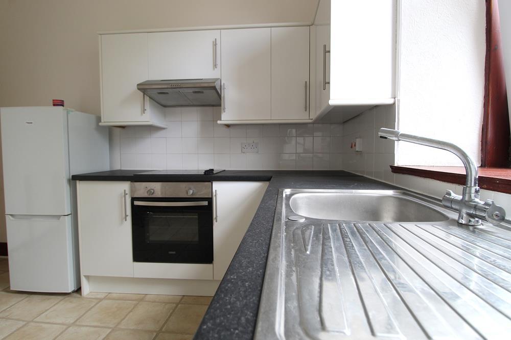 Northfield Place, Second Left, AB25 photo 5