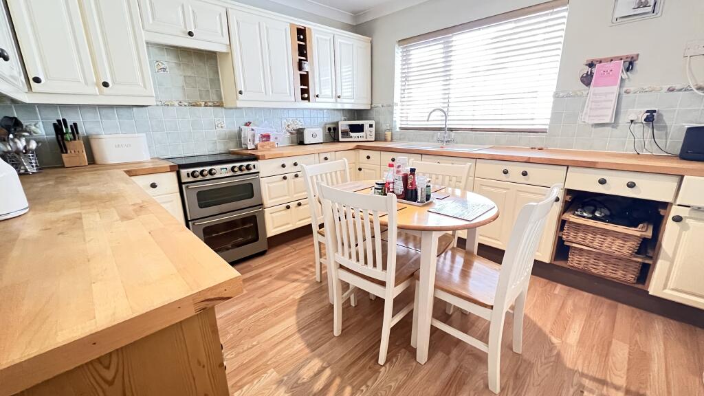 House in Fenland, Wisbech - More