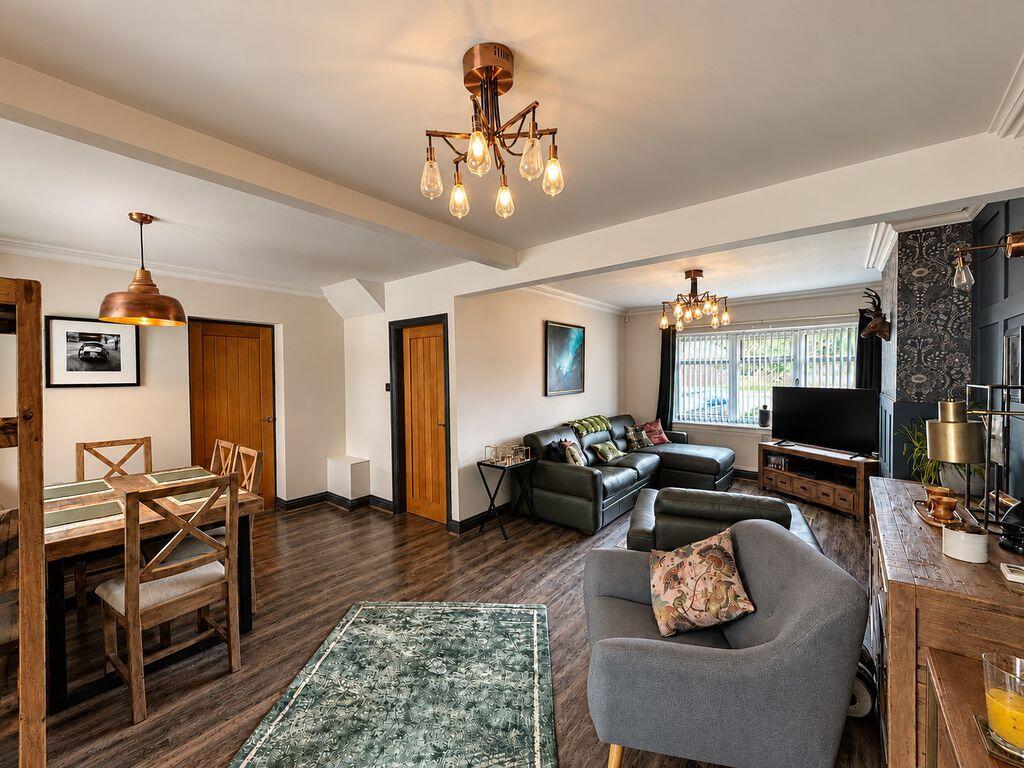 House in Walsall, West Midlands - View 4