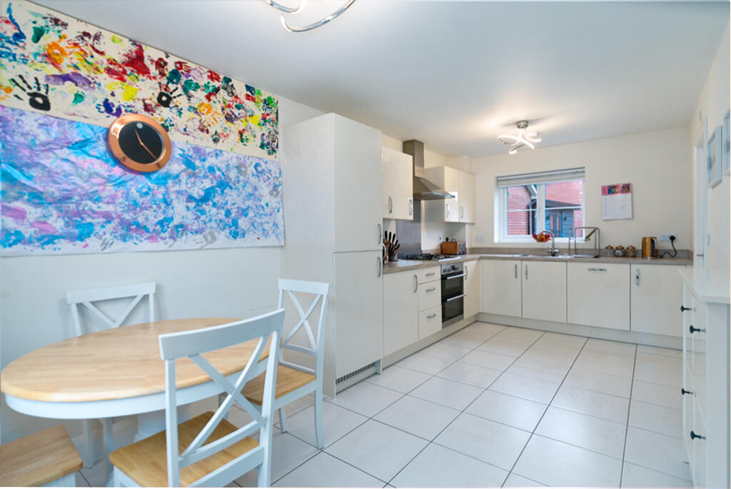 2, Sycamore Way, Shawbury, Shrewsbury, Shropshire photo 2