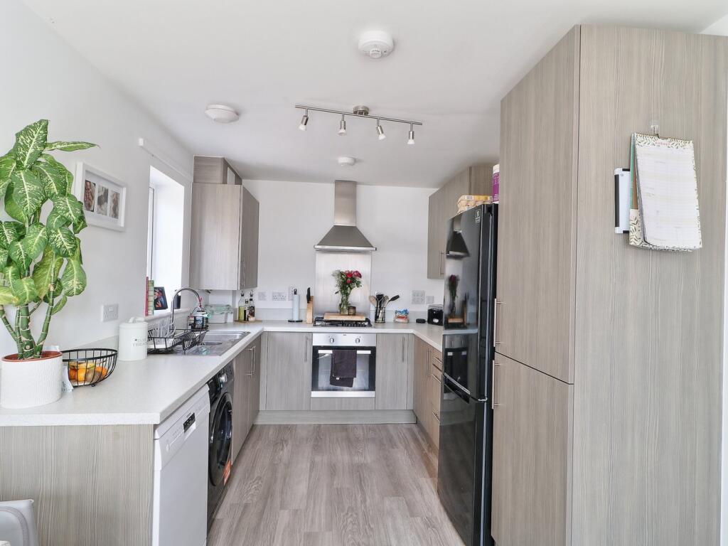 Nightingale Road, Great Barford, Bedford, MK44 - View 4
