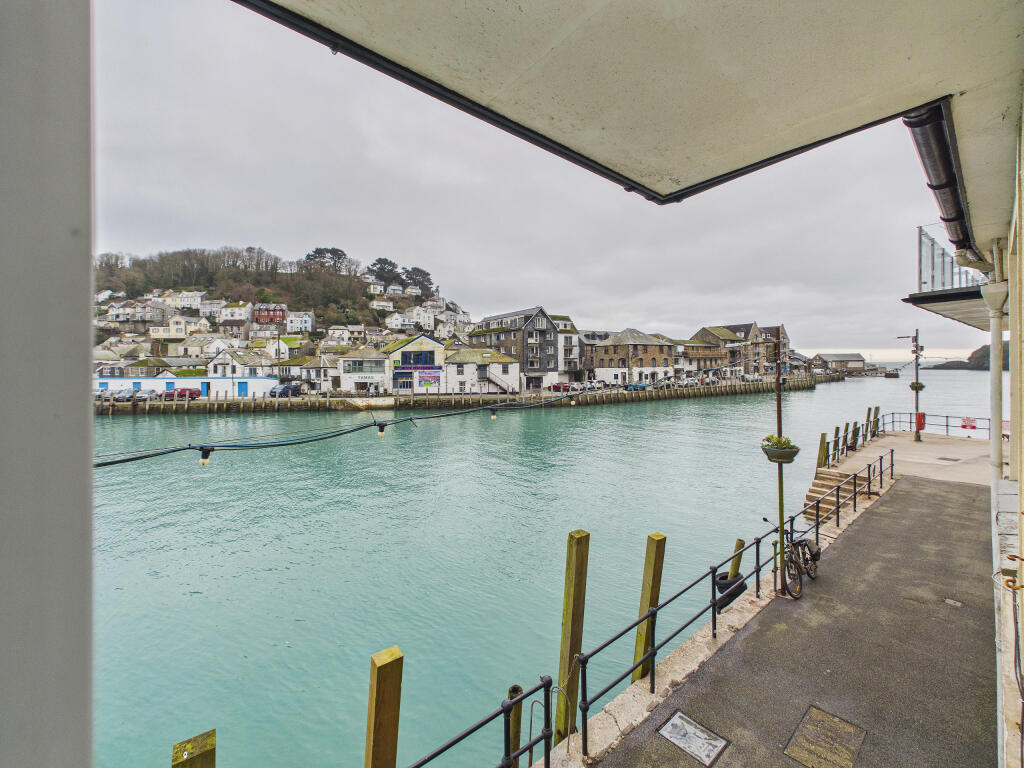 West Quay House, Hannafore Road, West Looe, Cornwall photo 2