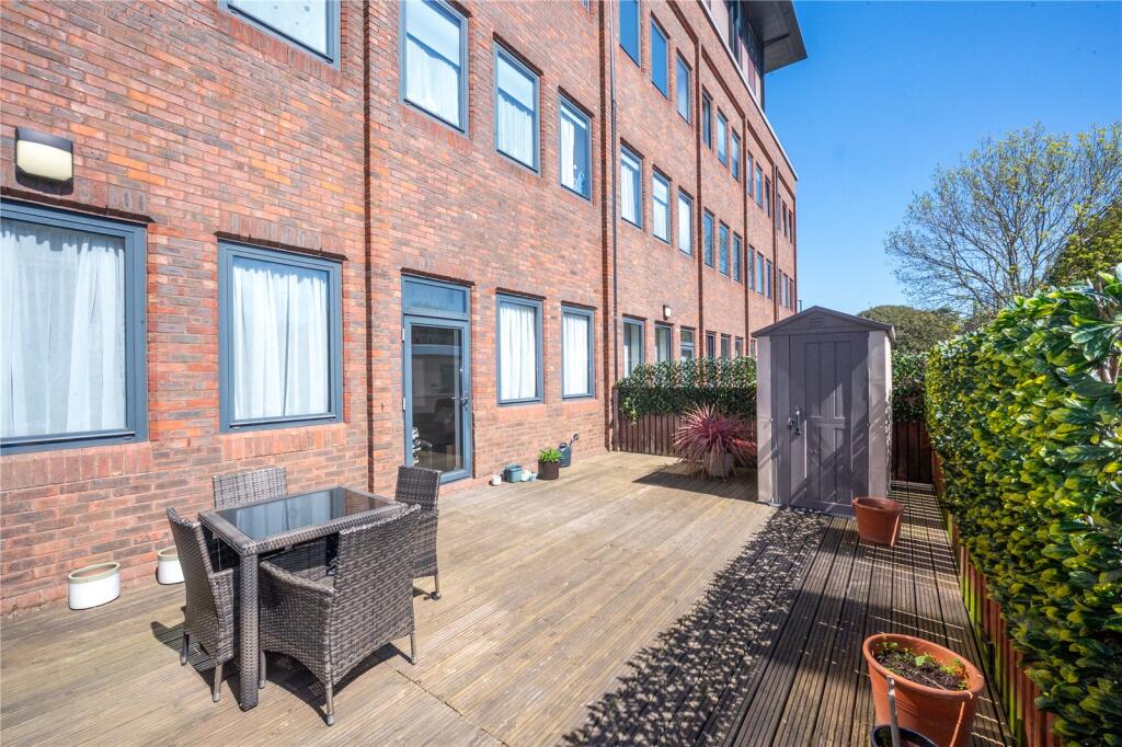 Main image of property: London Road, Isleworth