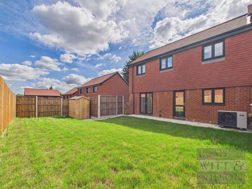 House in Tonbridge - View 2