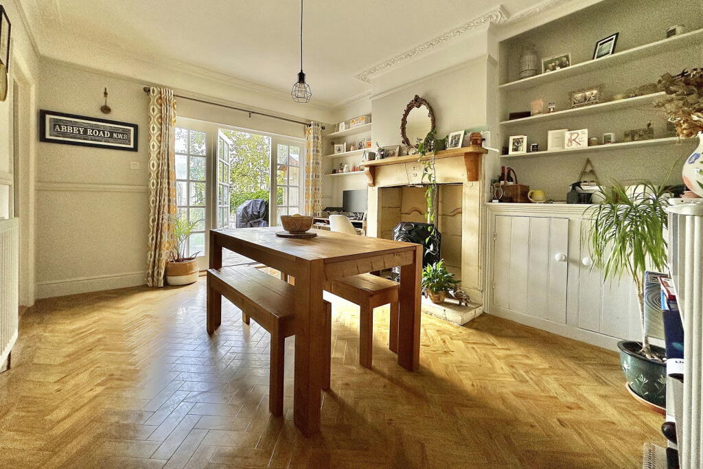 Lower Oldfield Park, Bath photo 4