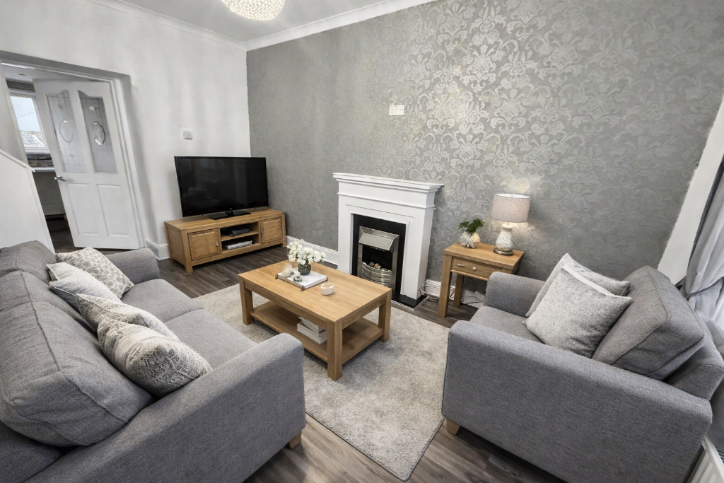 3-bed house on 22 High Road, Stevenston, KA20 3DR, £140,000