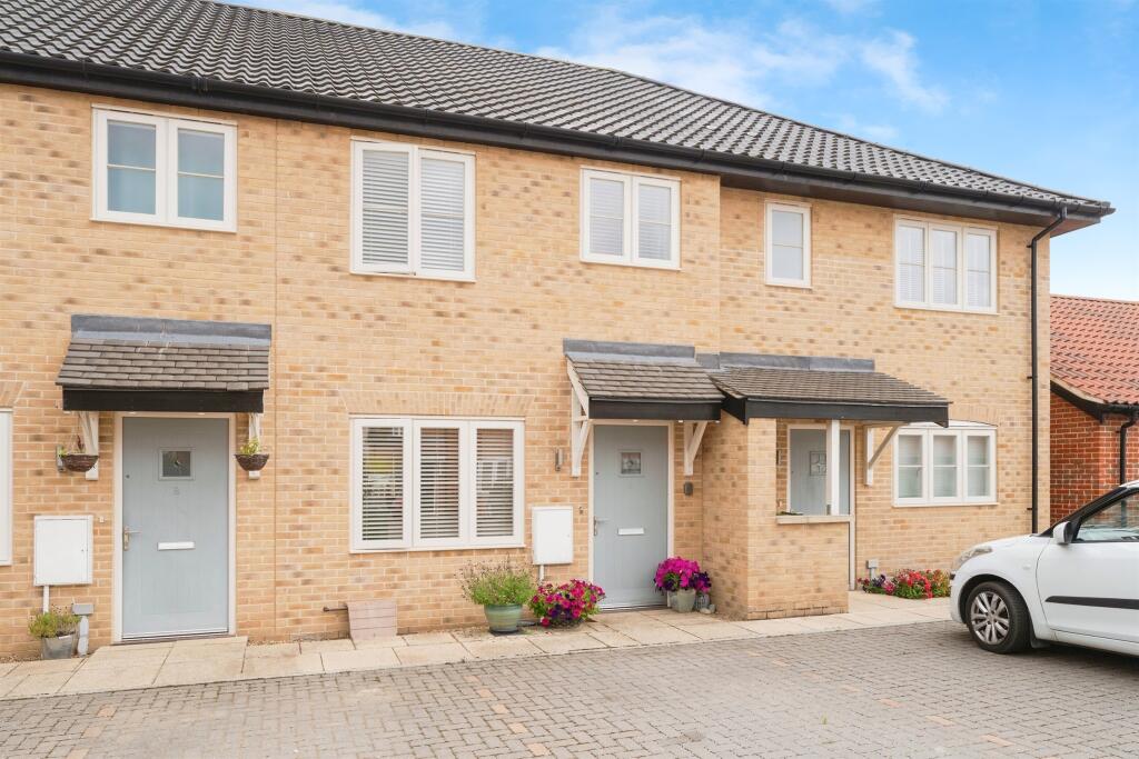 Main image of property: Tawny Owl Way, Holt