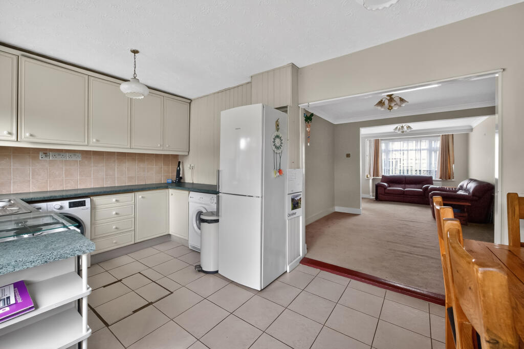 House in London - View 3