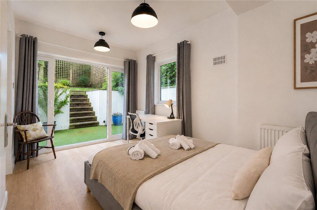 Apartment in London, Royal Borough of Kensington and Chelsea - View 3