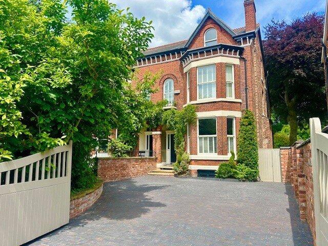 Main image of property: Fog Lane, Didsbury, M20