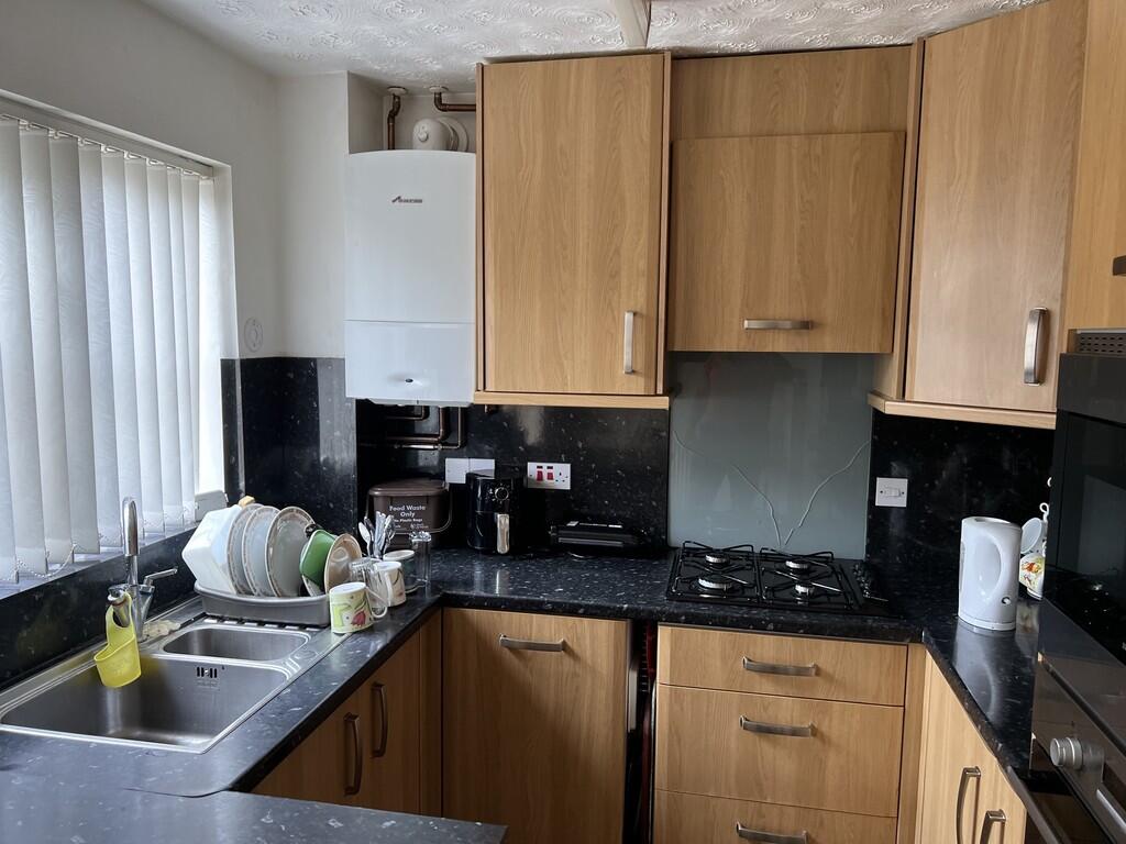 House in Weston-super-Mare, Weston Village - More