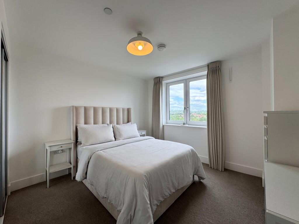 Burnt Oak Broadway, Edgware, HA8 - View 3