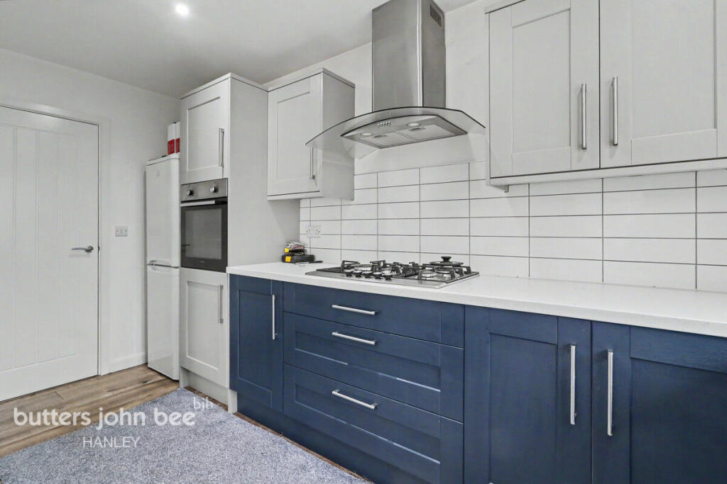 House in Stoke-on-Trent, Eaton Park - View 5