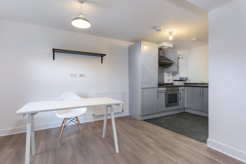 Apartment in Glasgow - View 4